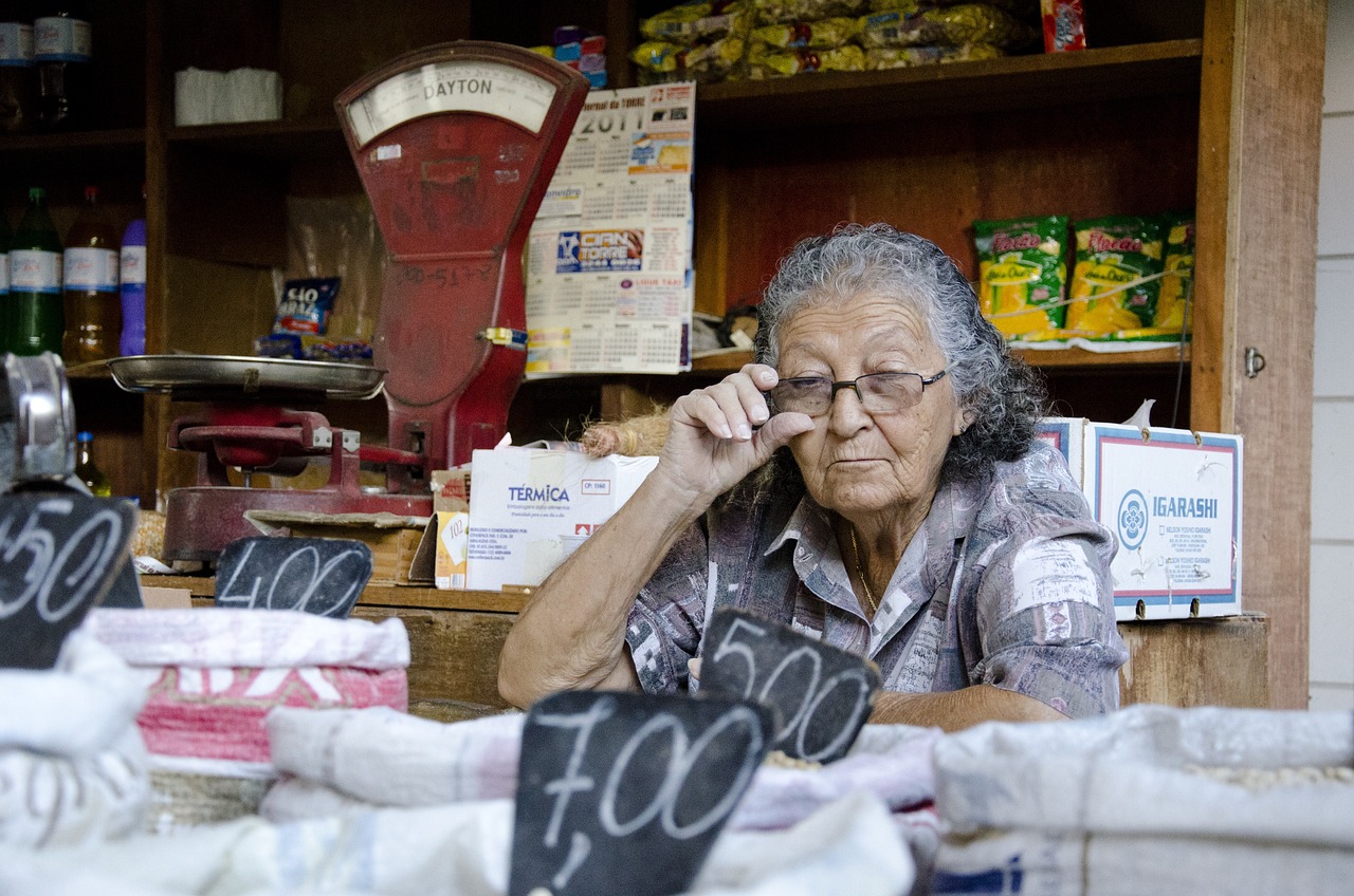 Aposentadoria da mulher em 2026: Entenda as regras, idades e valores atualizados